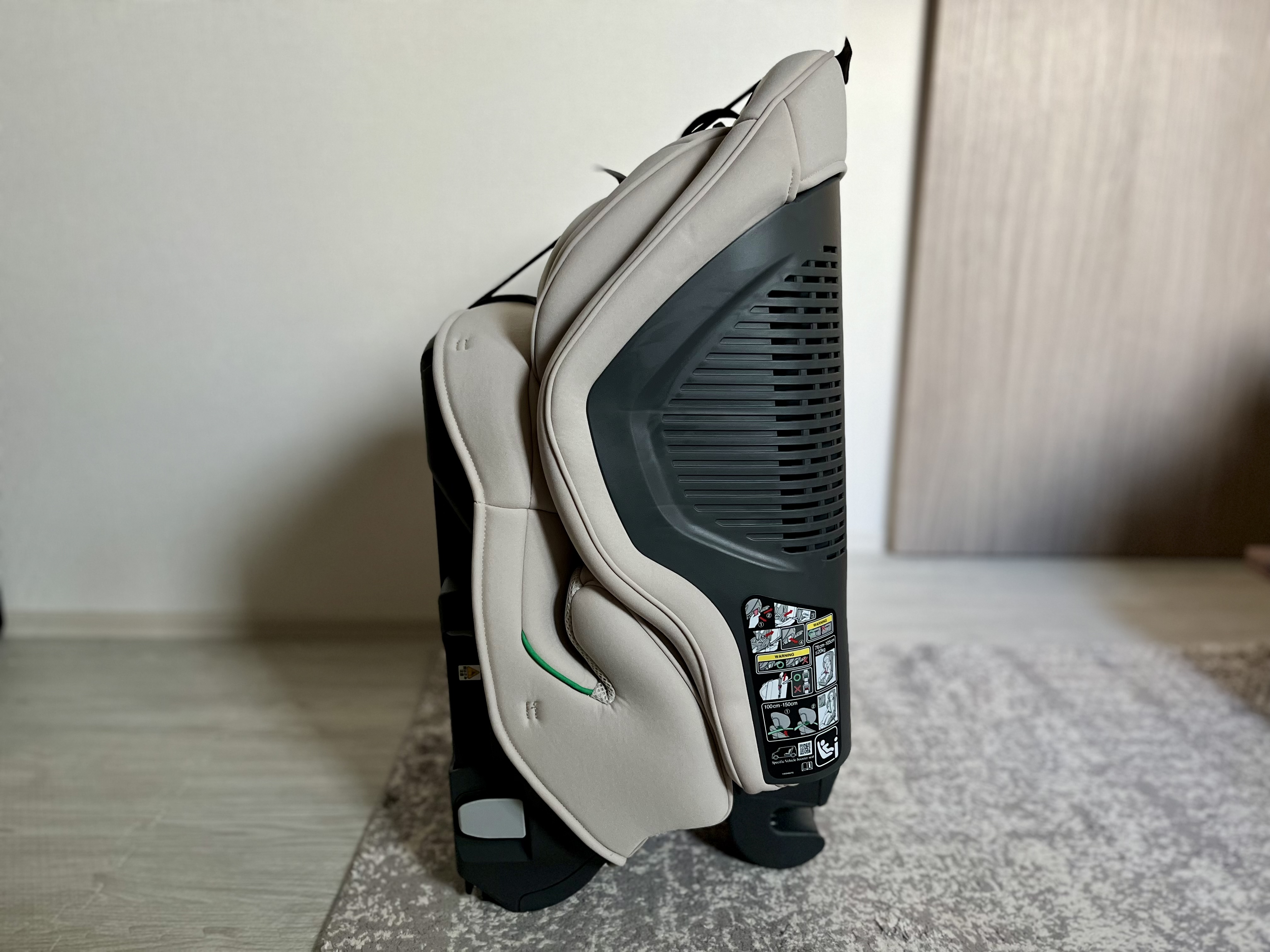 折りたたんだ様子